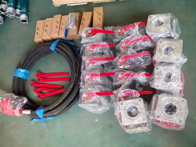 隨車吊廠家:重汽不斷創(chuàng)新設(shè)計理念非洲市場直銷突破萬輛